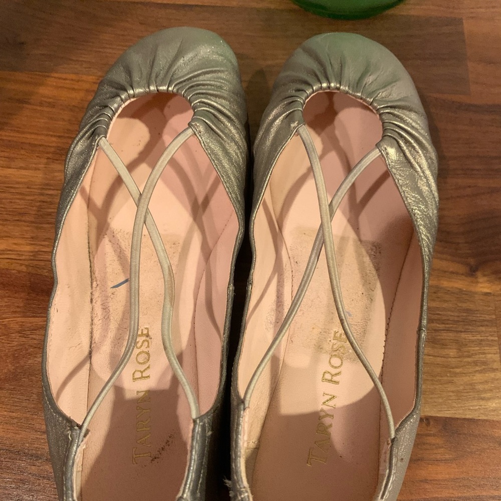 Taryn Rose Metallic Flats